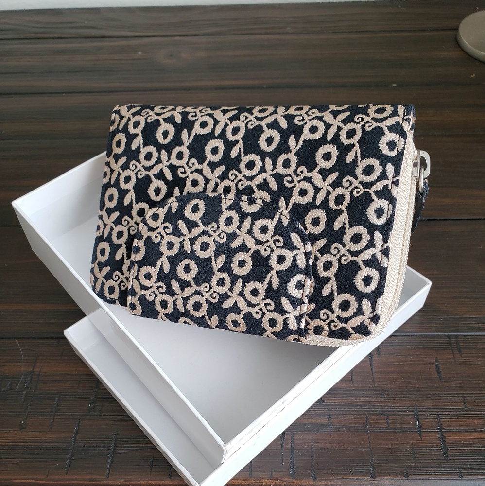 Brand New Colori Design Wallet